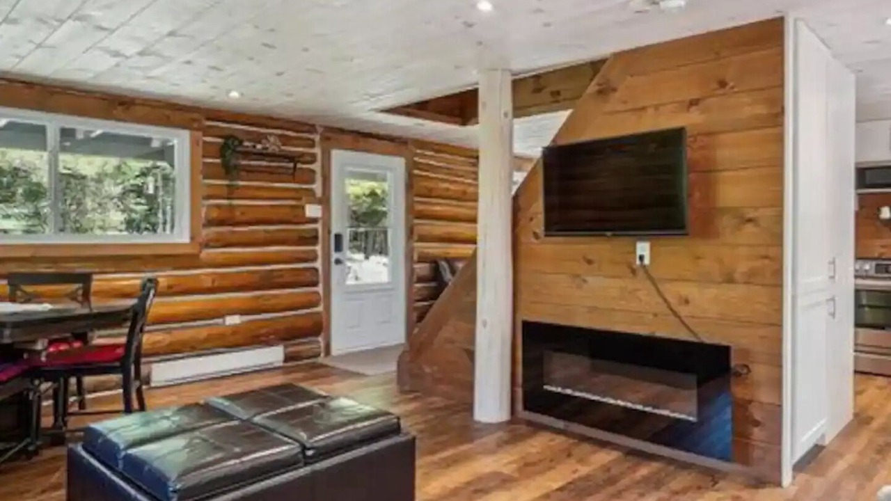 Photo of Livingroom in Mandeville