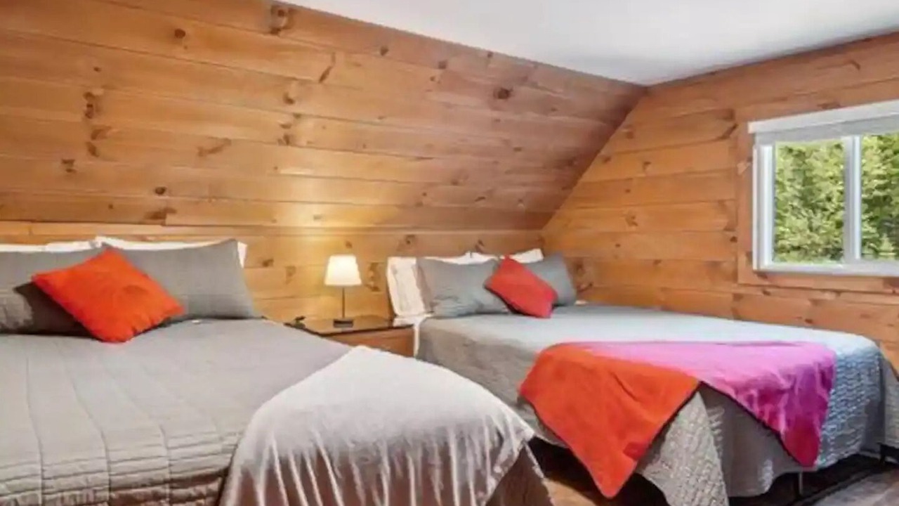 Photo of Bedroom in Mandeville