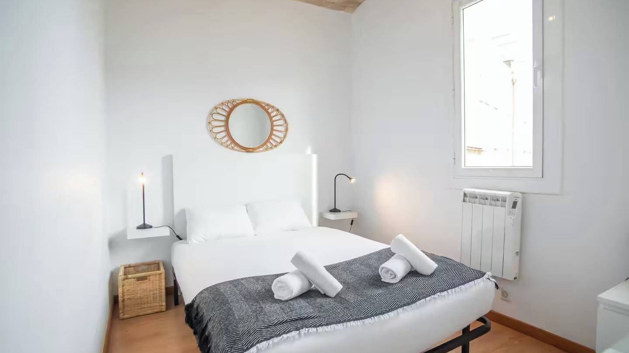 Photo of Bedroom in El Poble-sec