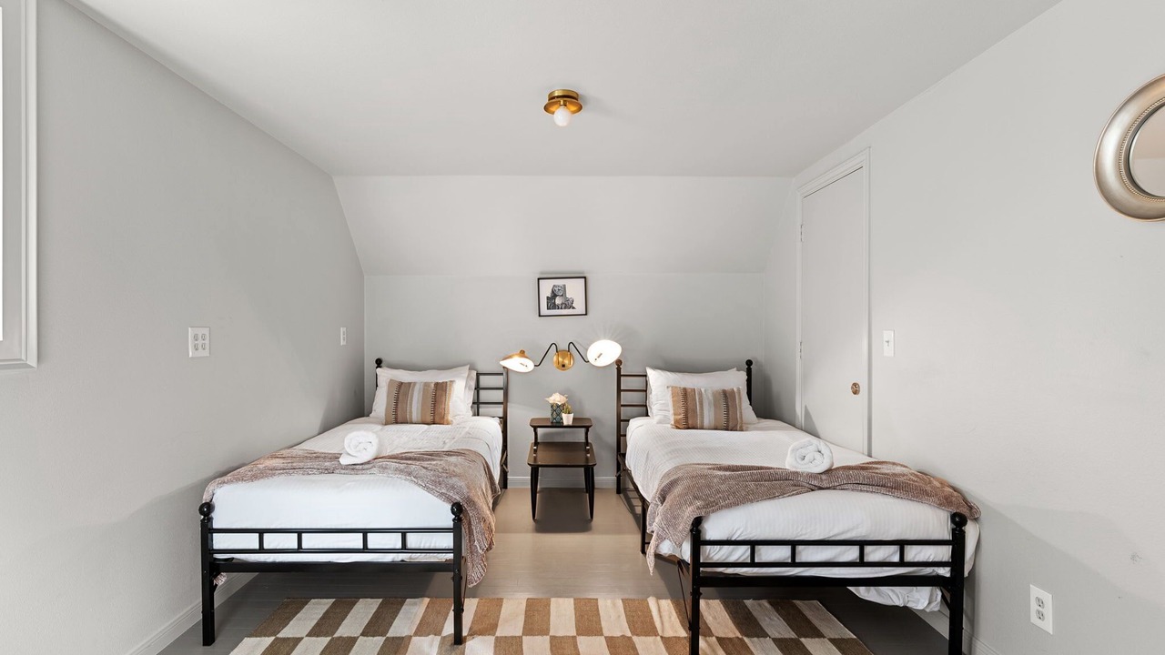 Photo of Bedroom in Manor