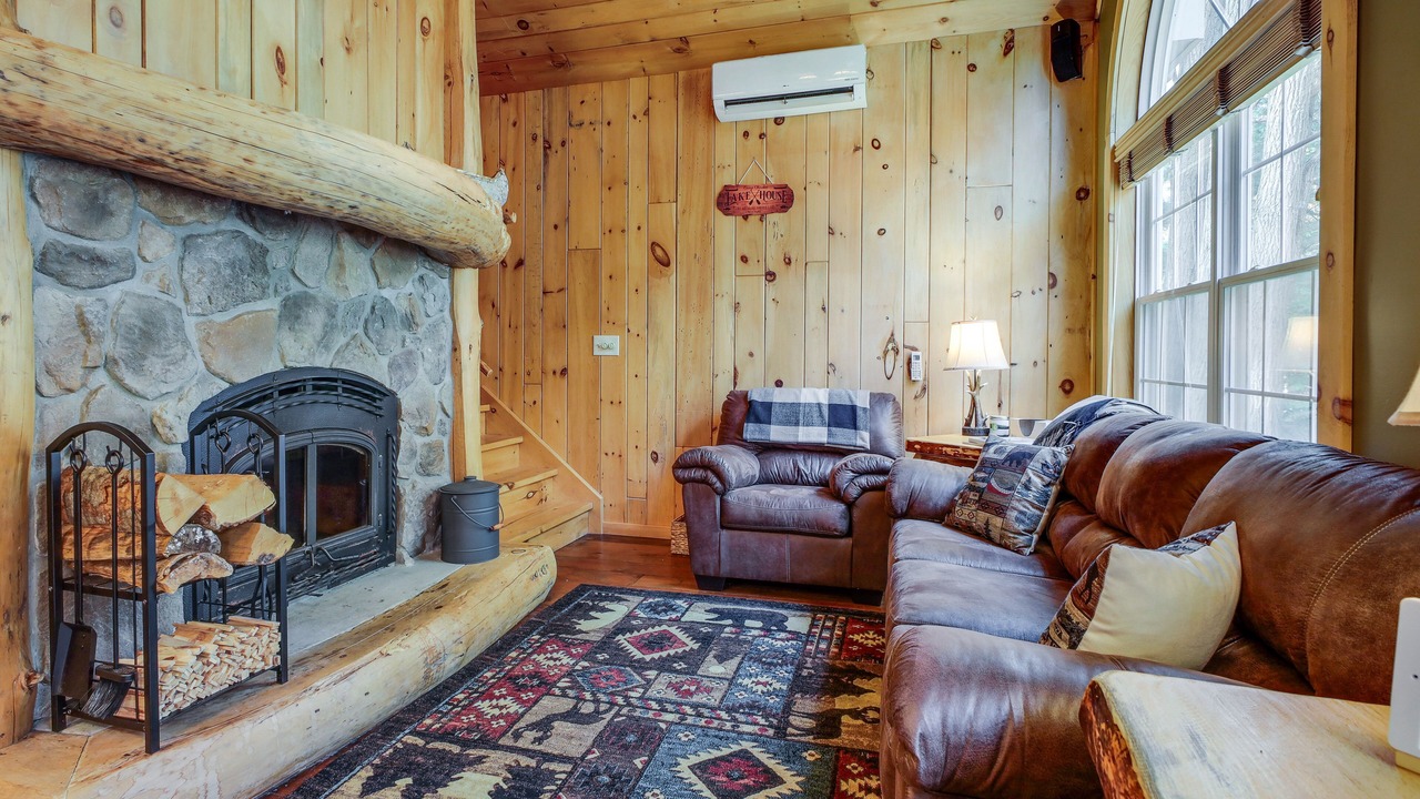 Photo of Livingroom in Gloversville