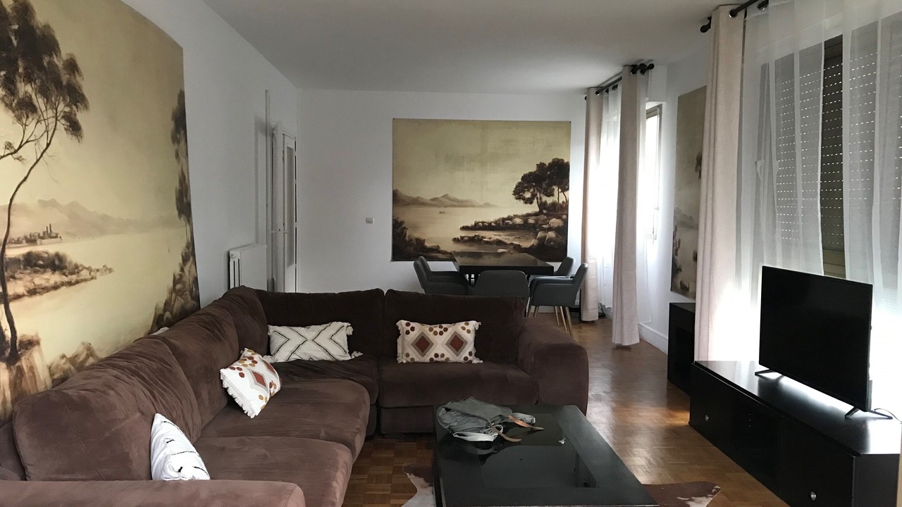 Photo of Livingroom in Rueil-Malmaison