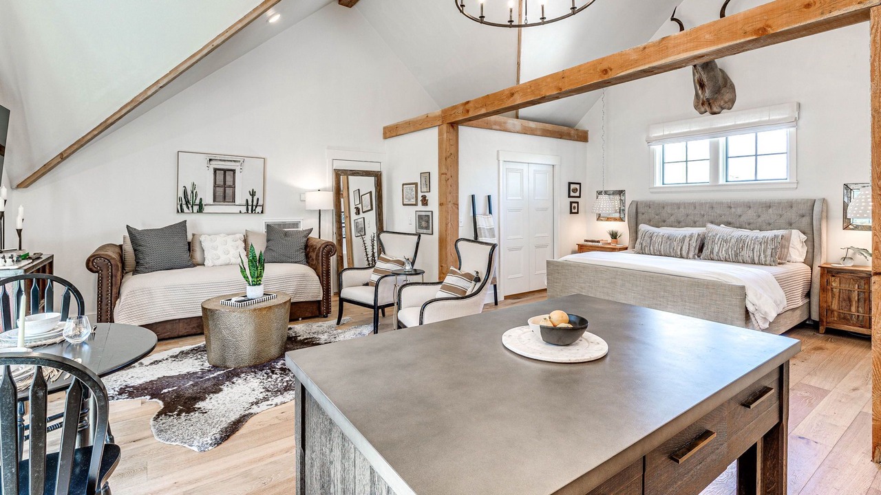 Photo of Bedroom in Eufaula