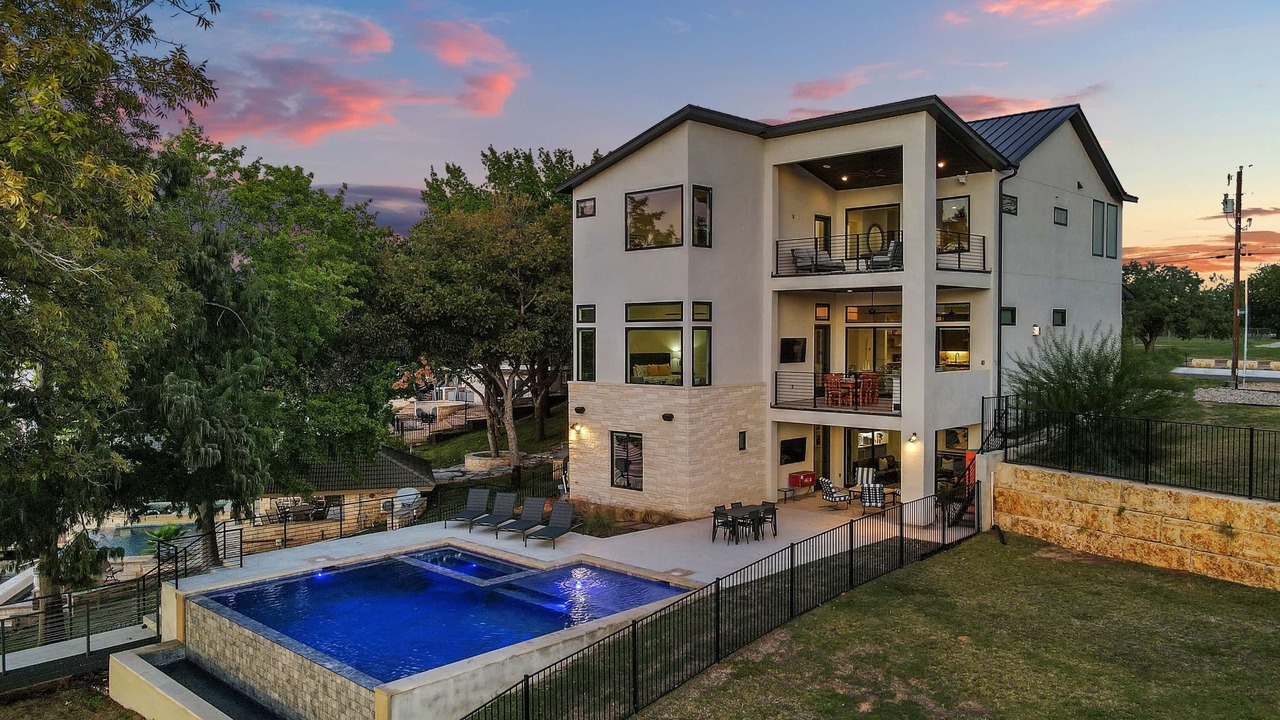 Photo of Outdoor in Burnet