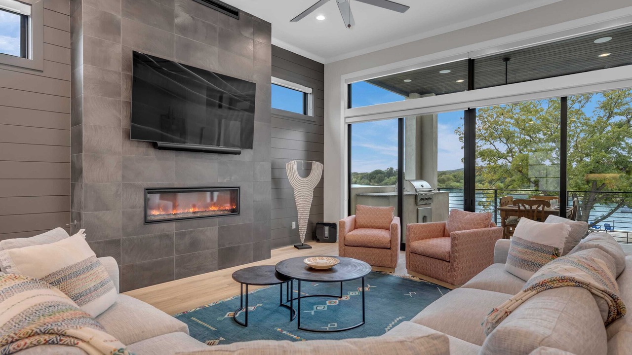 Photo of Livingroom in Burnet