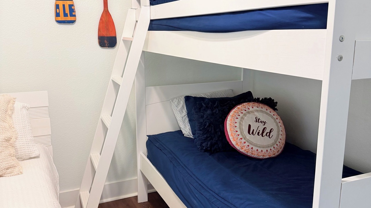 Photo of Bedroom in Red Fish Cove