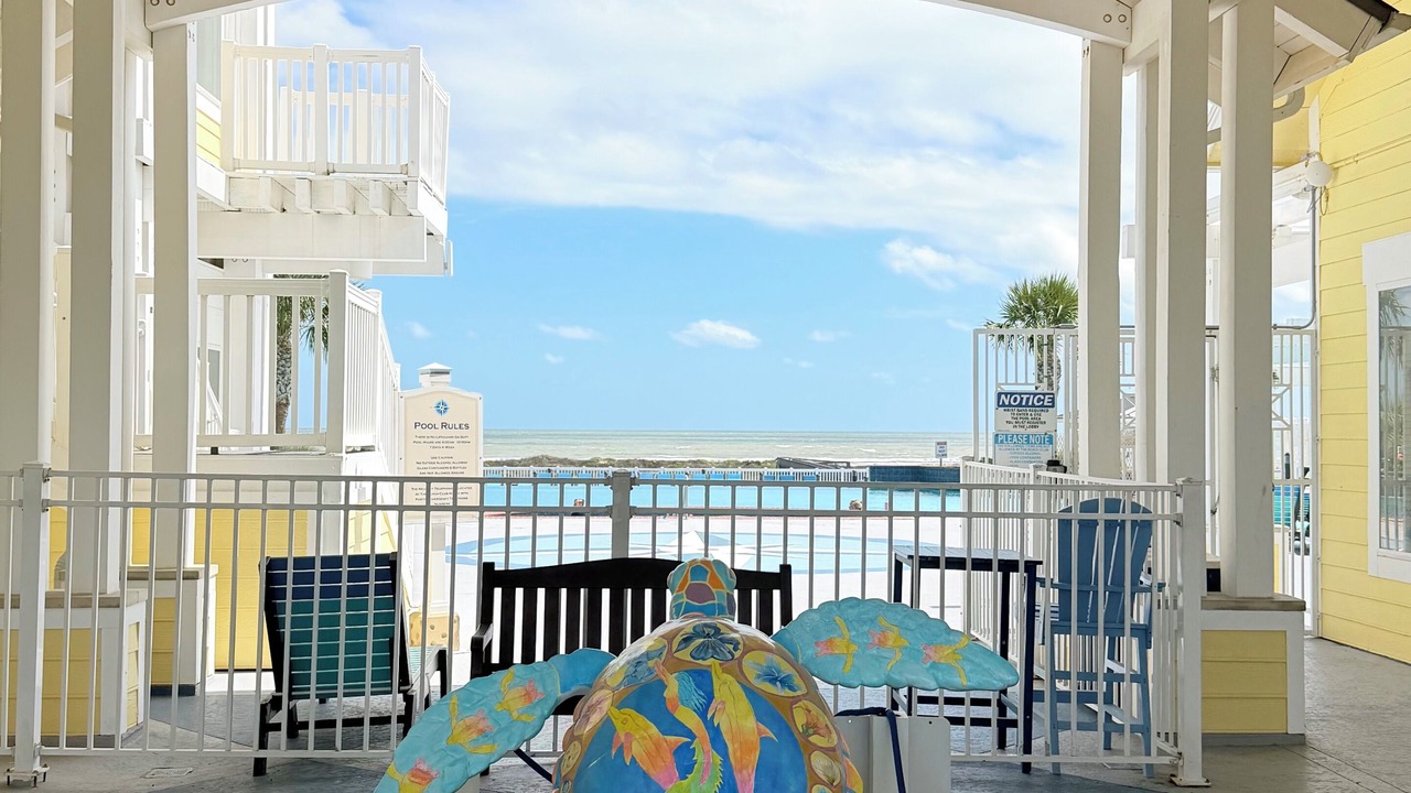 Photo of Patio Balcony in Red Fish Cove