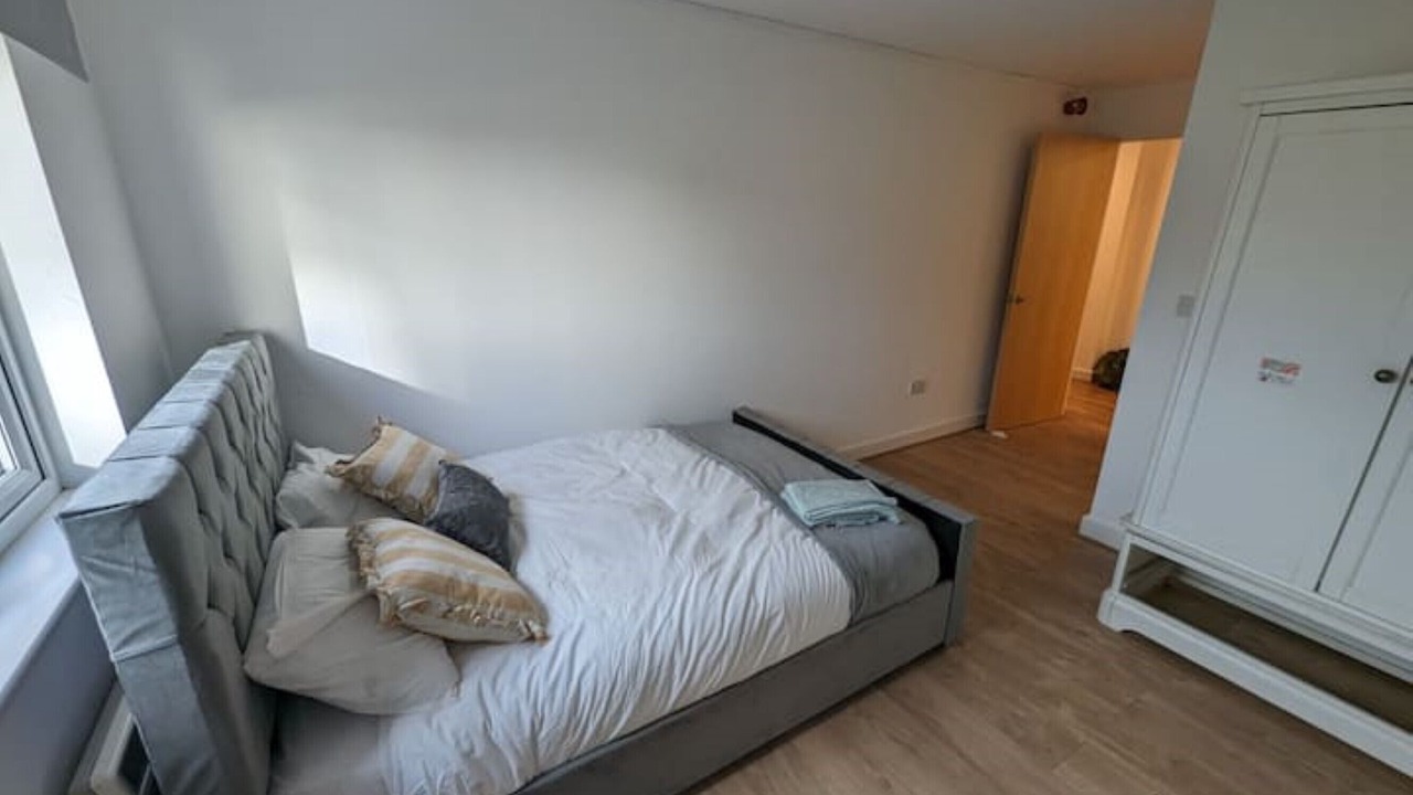 Photo of Bedroom in Newcastle-Under-Lyme