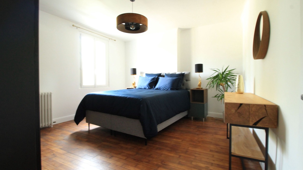 Photo of Bedroom in Parnay