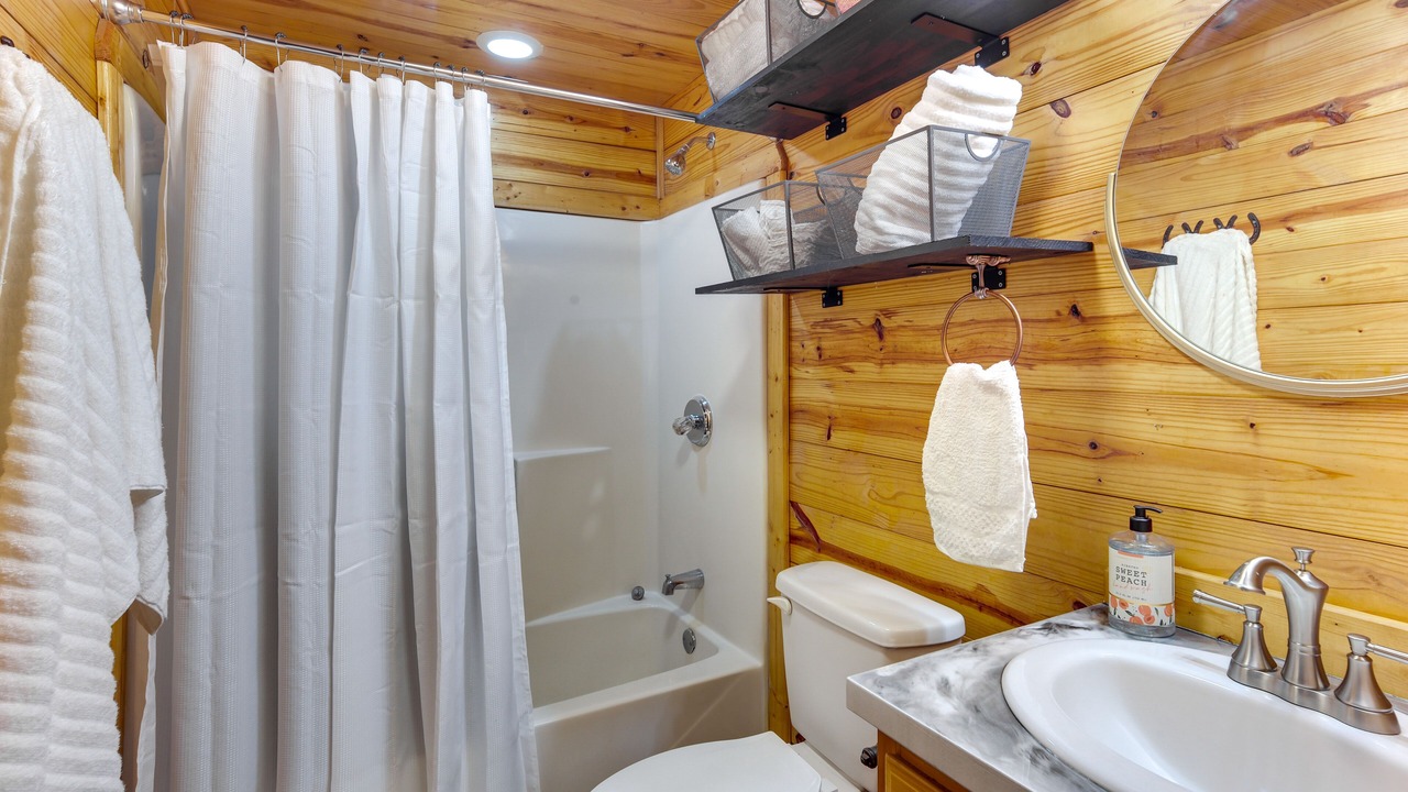 Photo of Bathroom in Onalaska