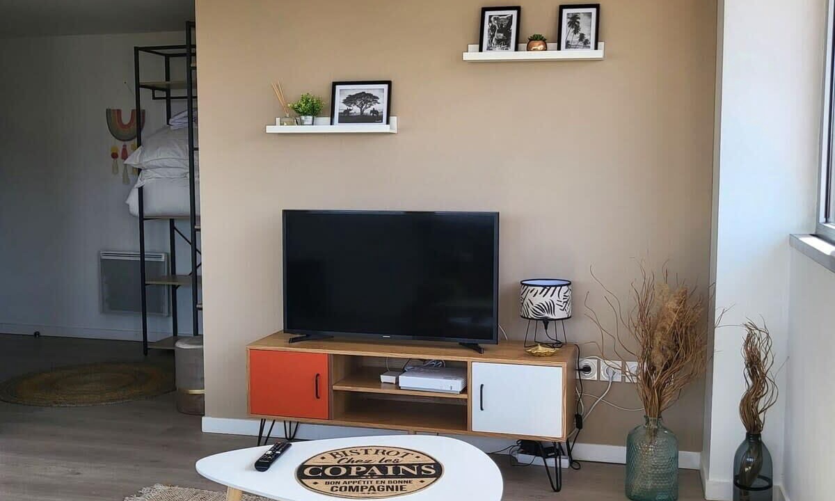 Photo of Livingroom in Minimes - Barriere de Paris