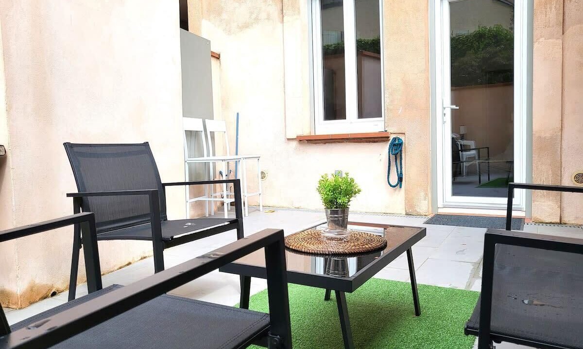 Photo of Patio Balcony in Guilhemery