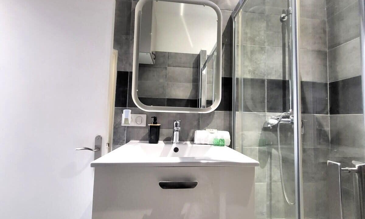 Photo of Bathroom in Guilhemery