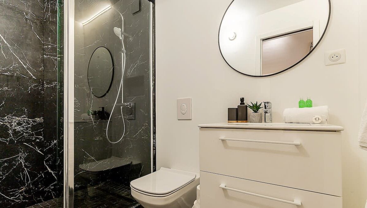 Photo of Bathroom in Saint-Etienne