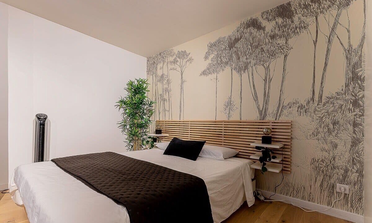 Photo of Bedroom in Saint-Etienne