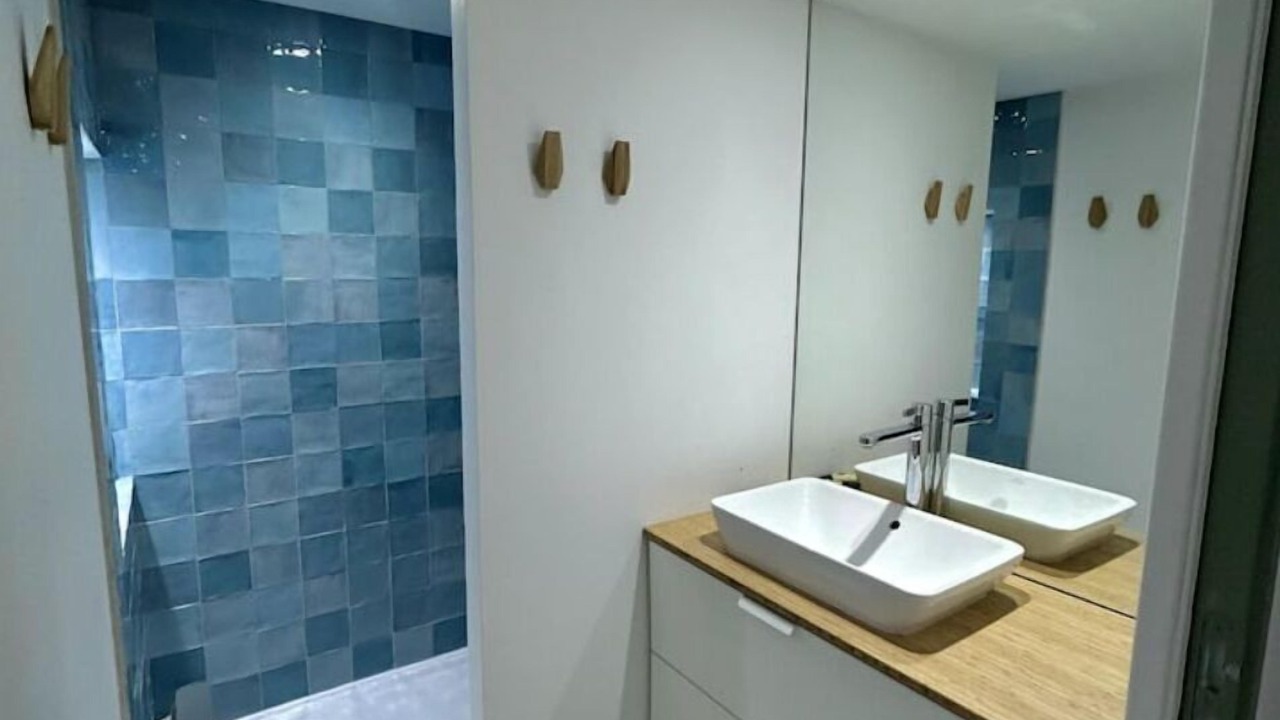 Photo of Bathroom in Saint-Georges-d'Esperanche