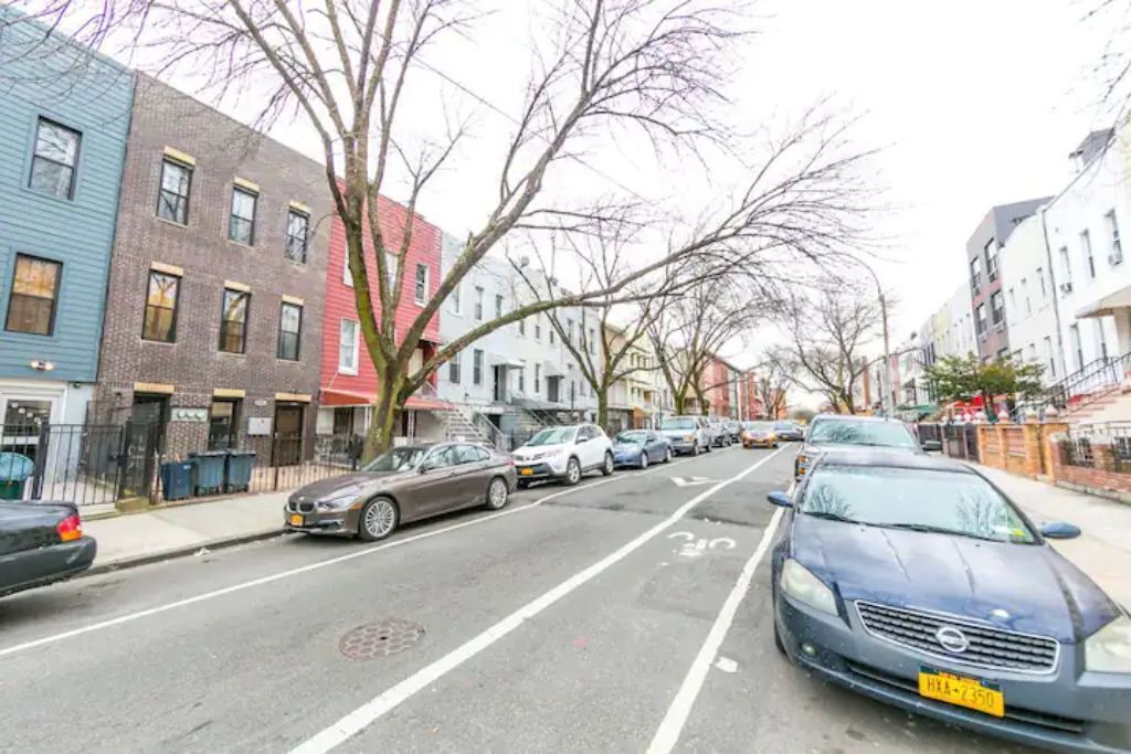 Photo of Others in Bushwick