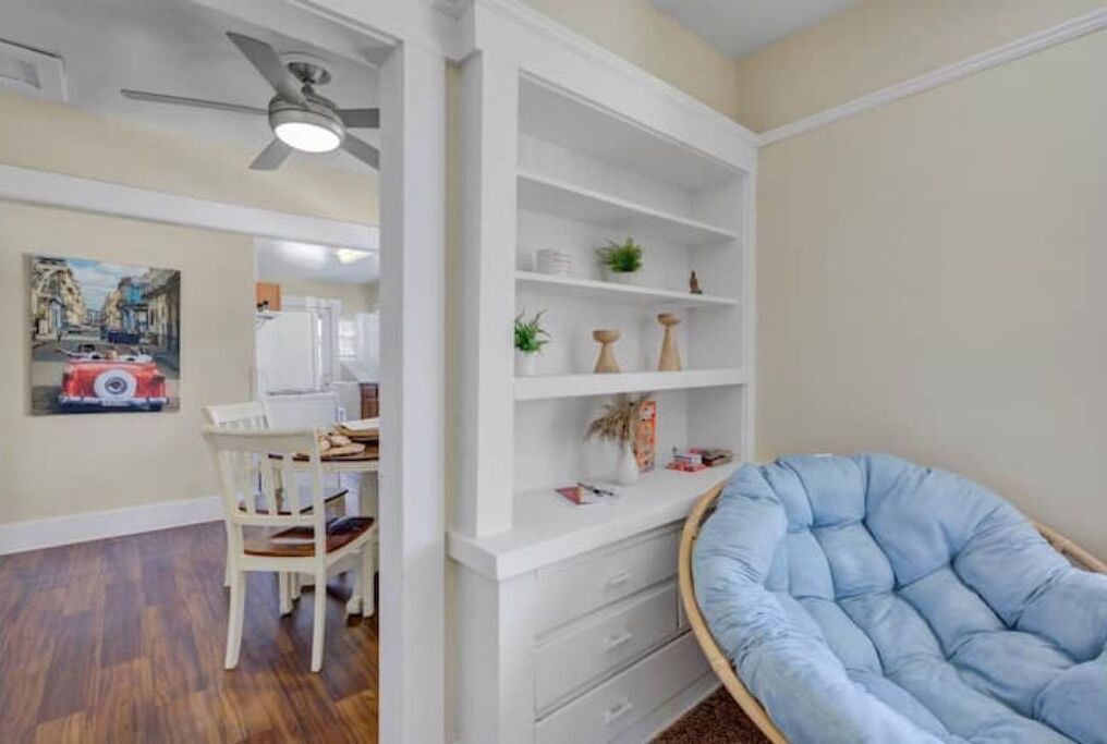 Photo of Livingroom in Eastside
