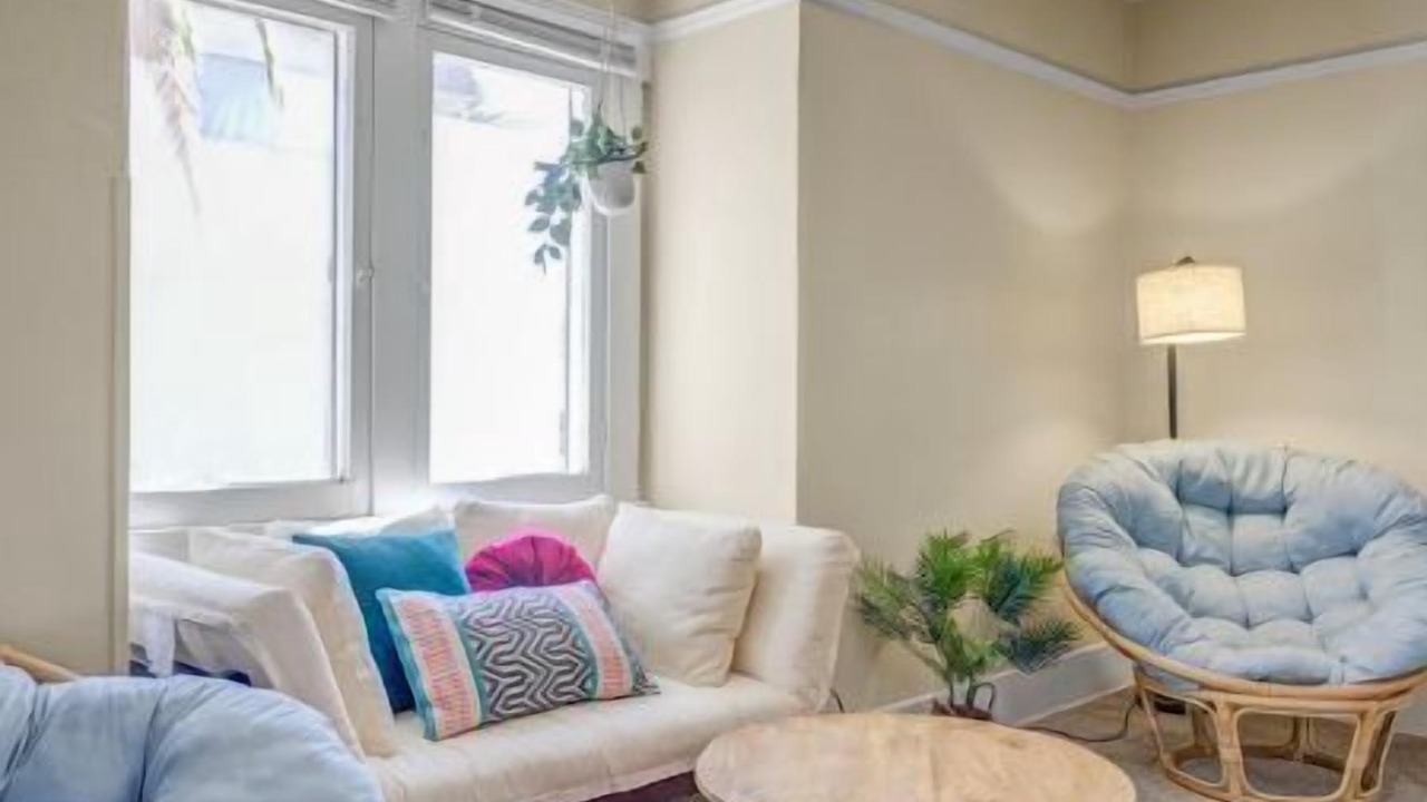 Photo of Livingroom in Eastside