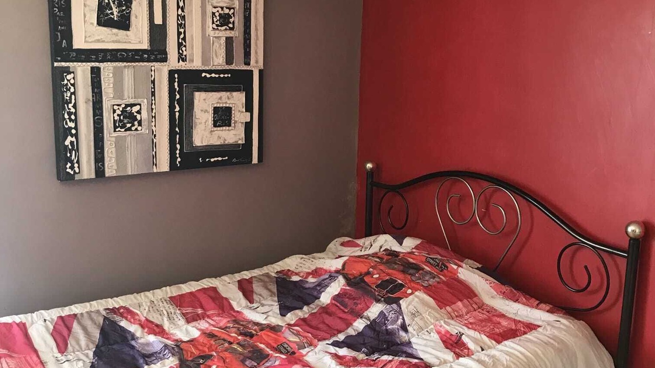 Photo of Bedroom in Cranves-Sales