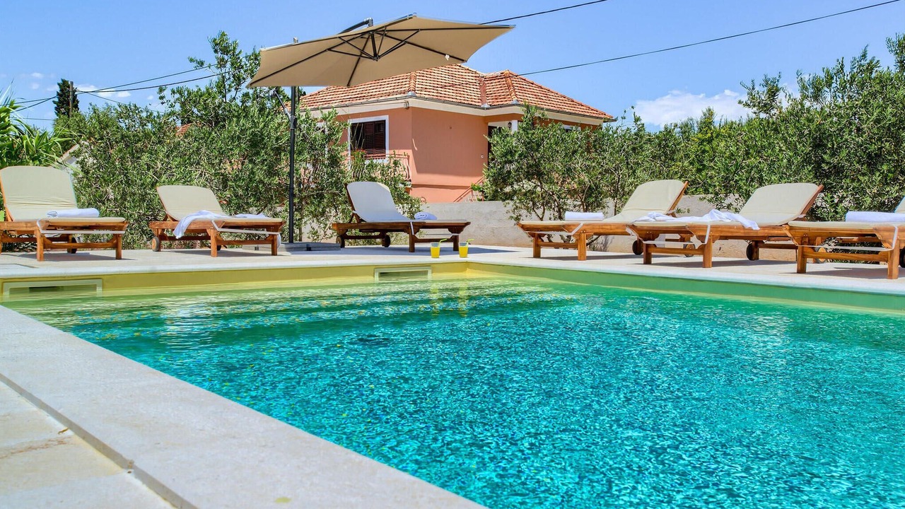 Photo of Outdoor in Sutomiscica