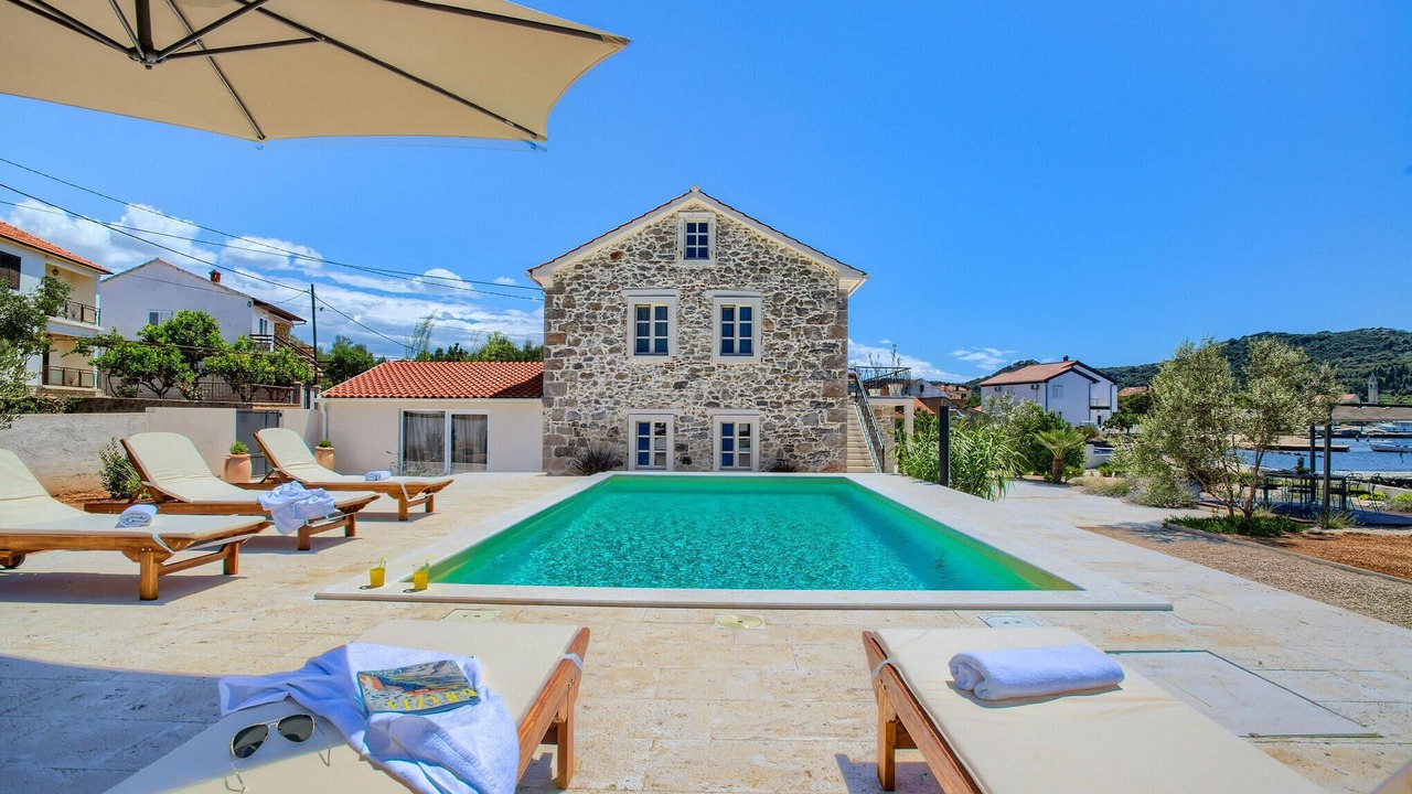 Photo of Outdoor in Sutomiscica