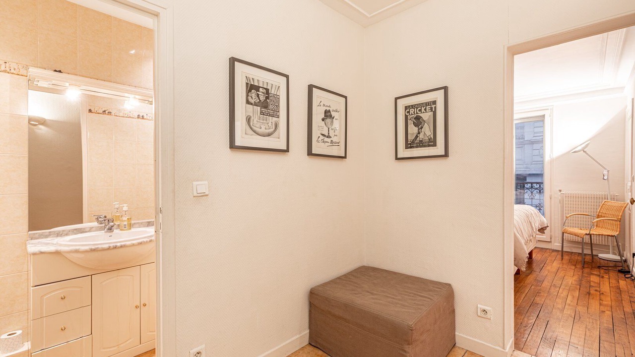 Photo of Bedroom in 5th Arrondissement
