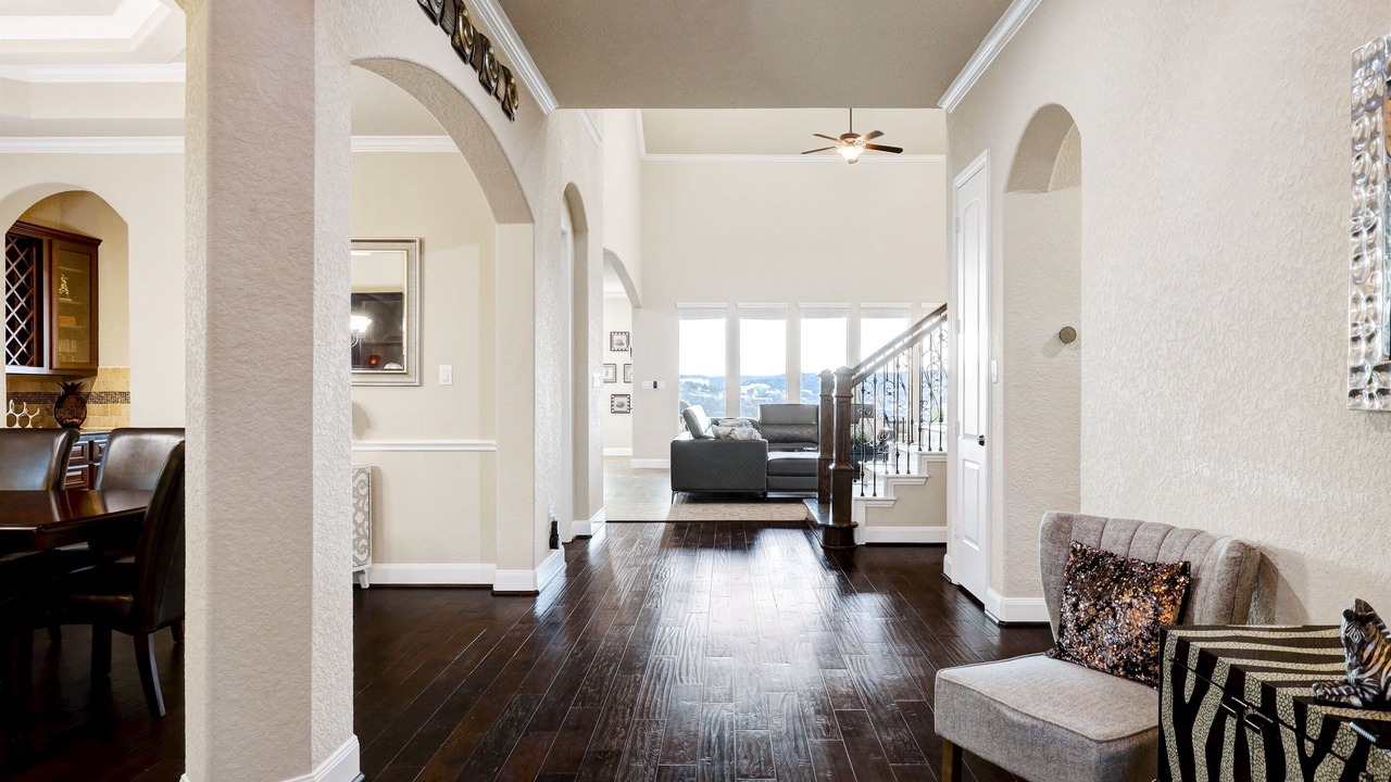 Photo of Livingroom in Helotes