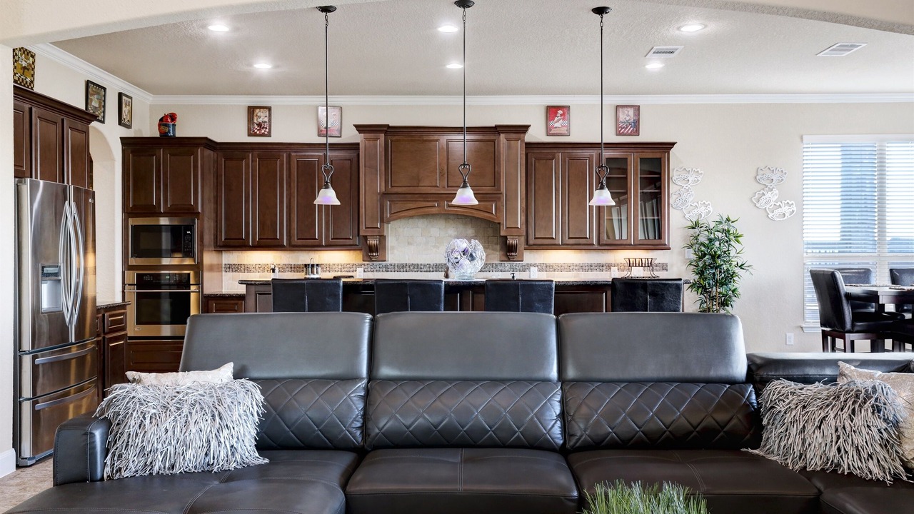 Photo of Livingroom in Helotes