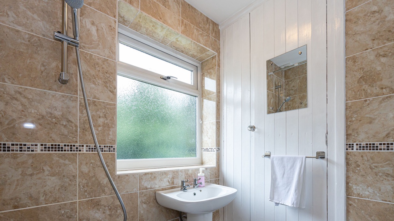Photo of Bathroom in Broadheath