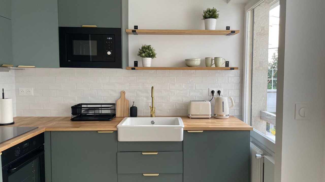 Photo of Kitchen in Quartier des Grandes-Carrieres