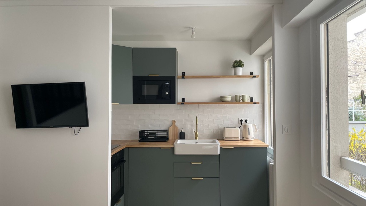 Photo of Kitchen in Quartier des Grandes-Carrieres