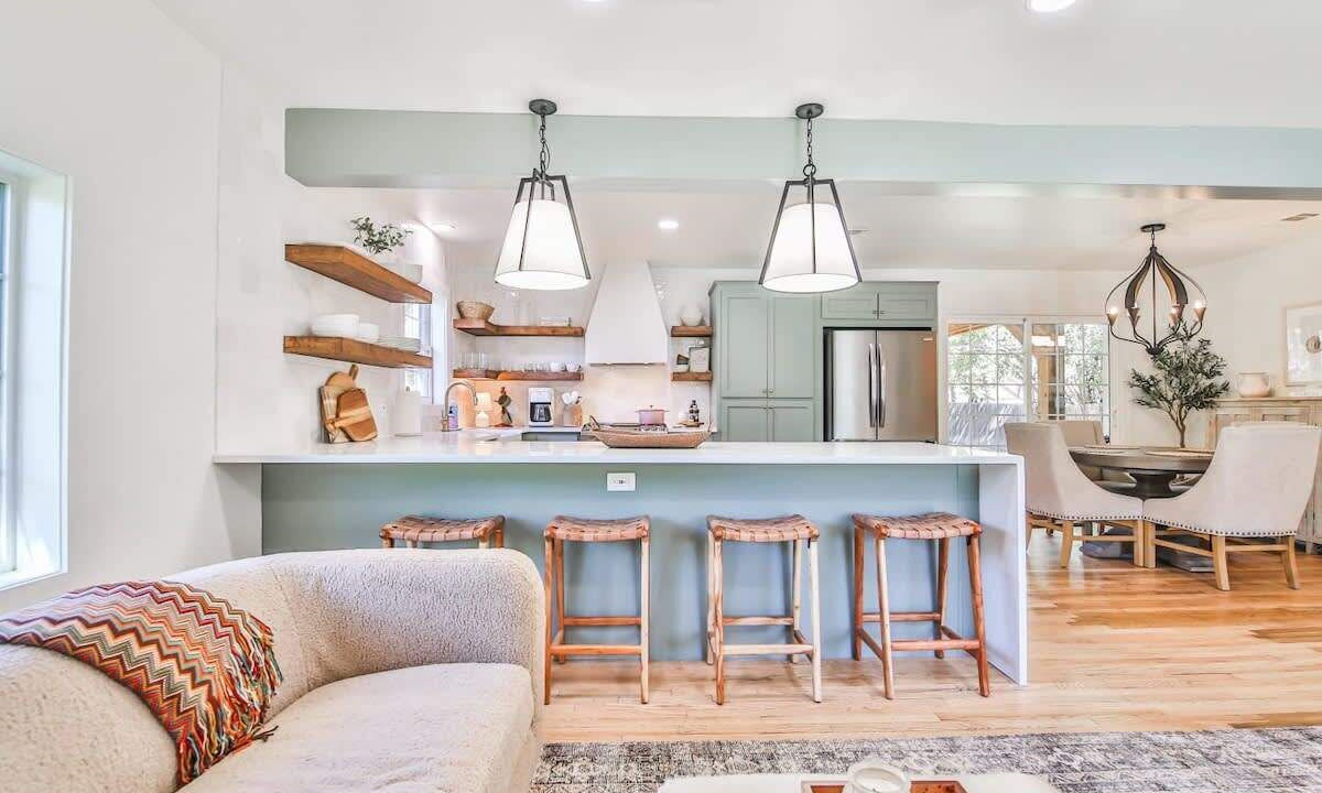 Photo of Livingroom in Tech Terrace