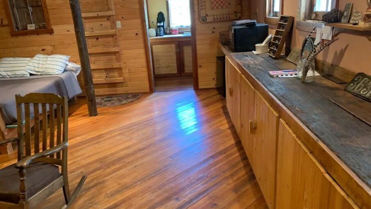 Photo of Bedroom in Custer County
