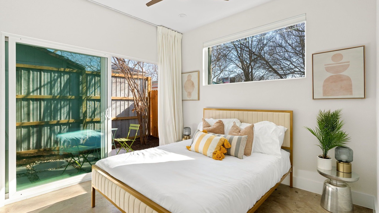 Photo of Bedroom in Govalle