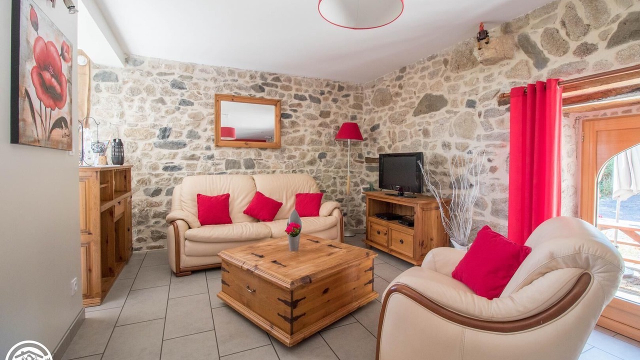 Photo of Livingroom in Prondines