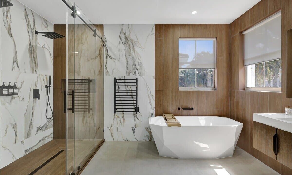 Photo of Bathroom in Ludlam