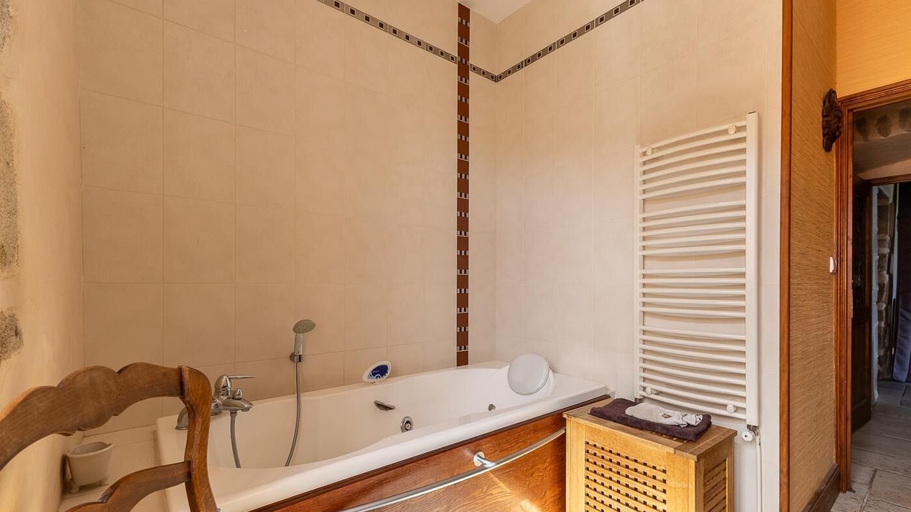 Photo of Bathroom in Saint-Bonnet-le-Chastel