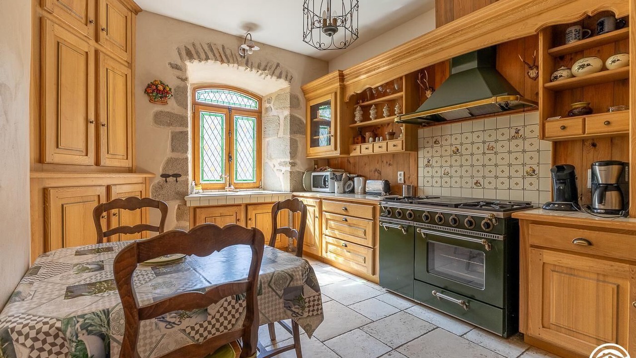 Photo of Kitchen in Saint-Bonnet-le-Chastel