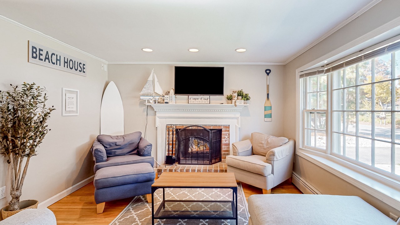 Photo of Livingroom in South Dennis