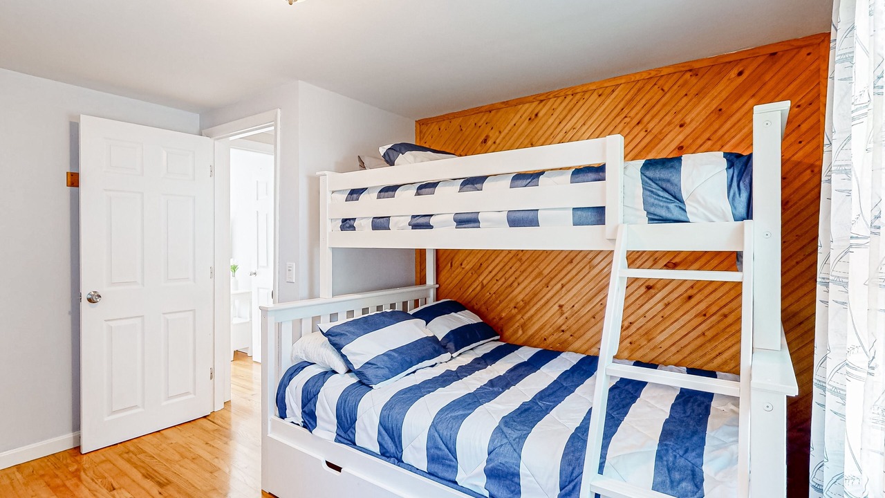 Photo of Bedroom in South Dennis