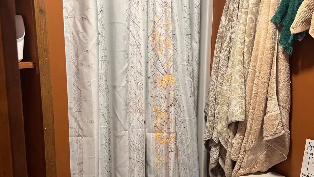 Photo of Bathroom in Cook Springs