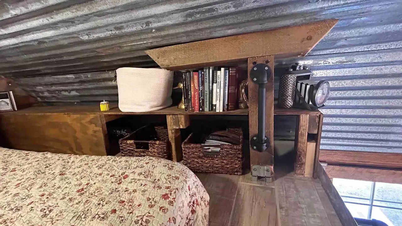 Photo of Others in Cook Springs