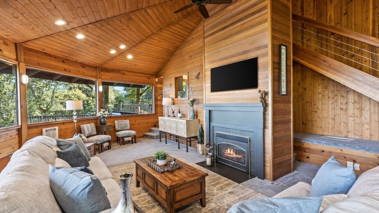 Photo of Livingroom in Gig Harbor
