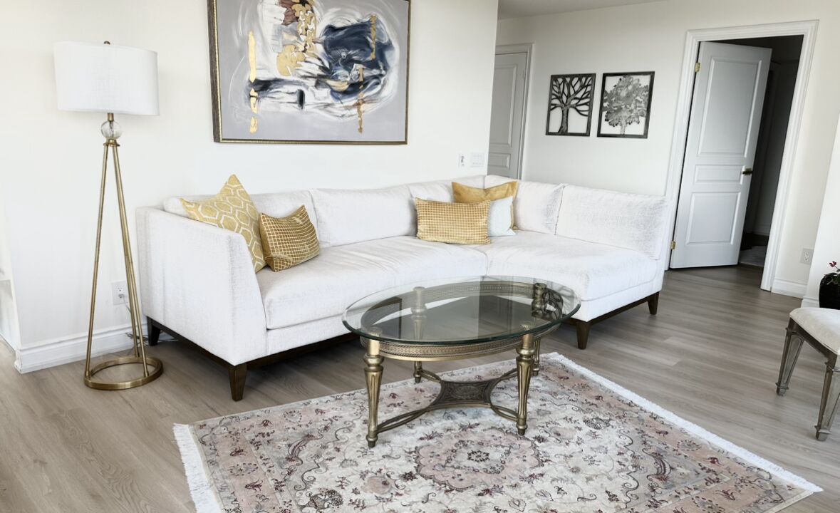 Photo of Livingroom in Willowdale