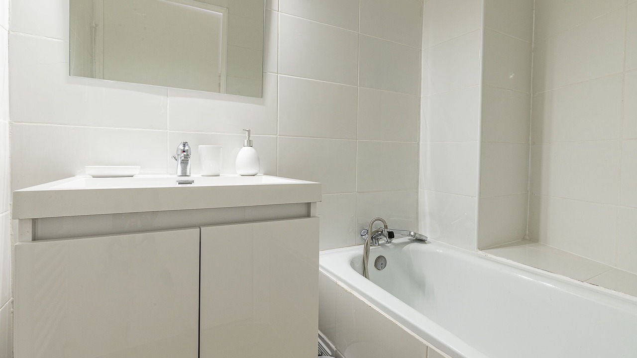 Photo of Bathroom in Casselardit