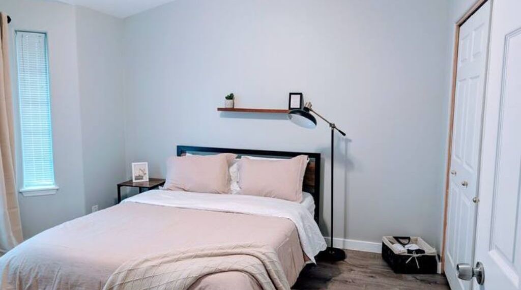 Photo of Bedroom in Hillsboro