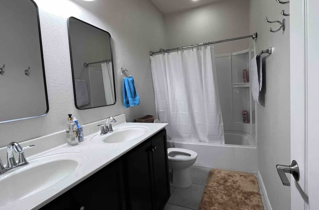 Photo of Bathroom in Mesa Del Sol Innovation Park