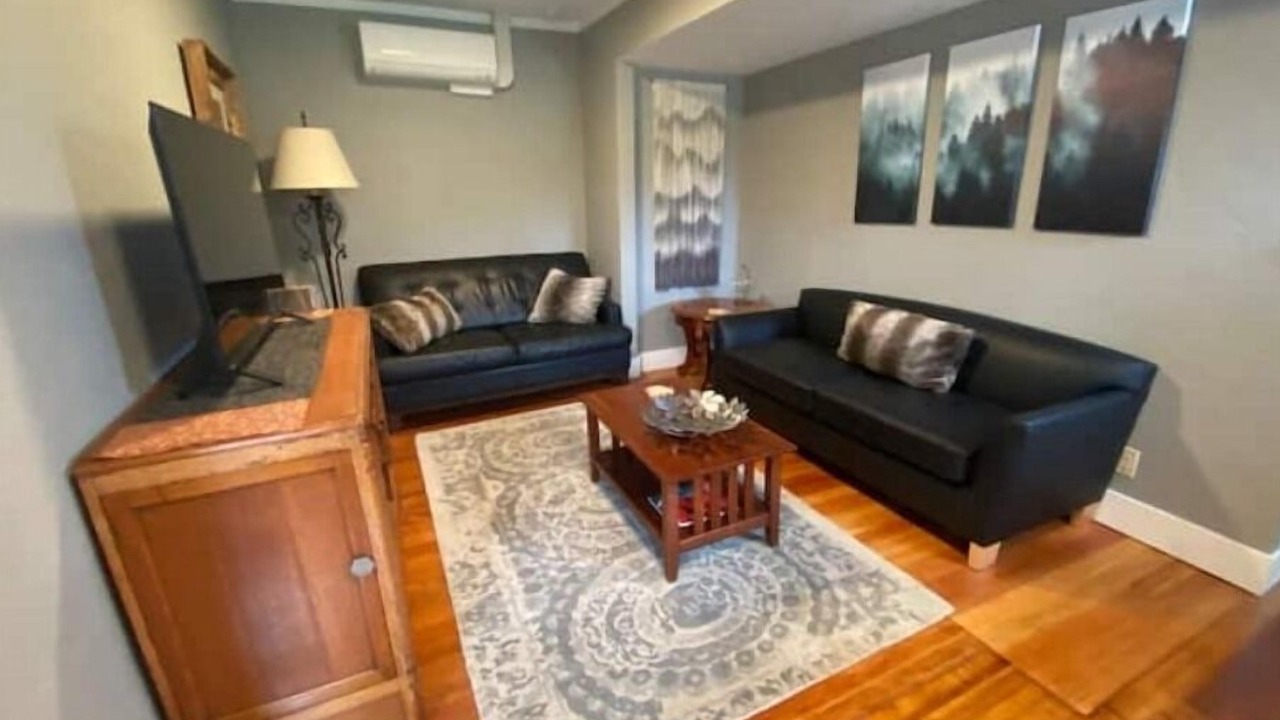 Photo of Livingroom in West Eugene