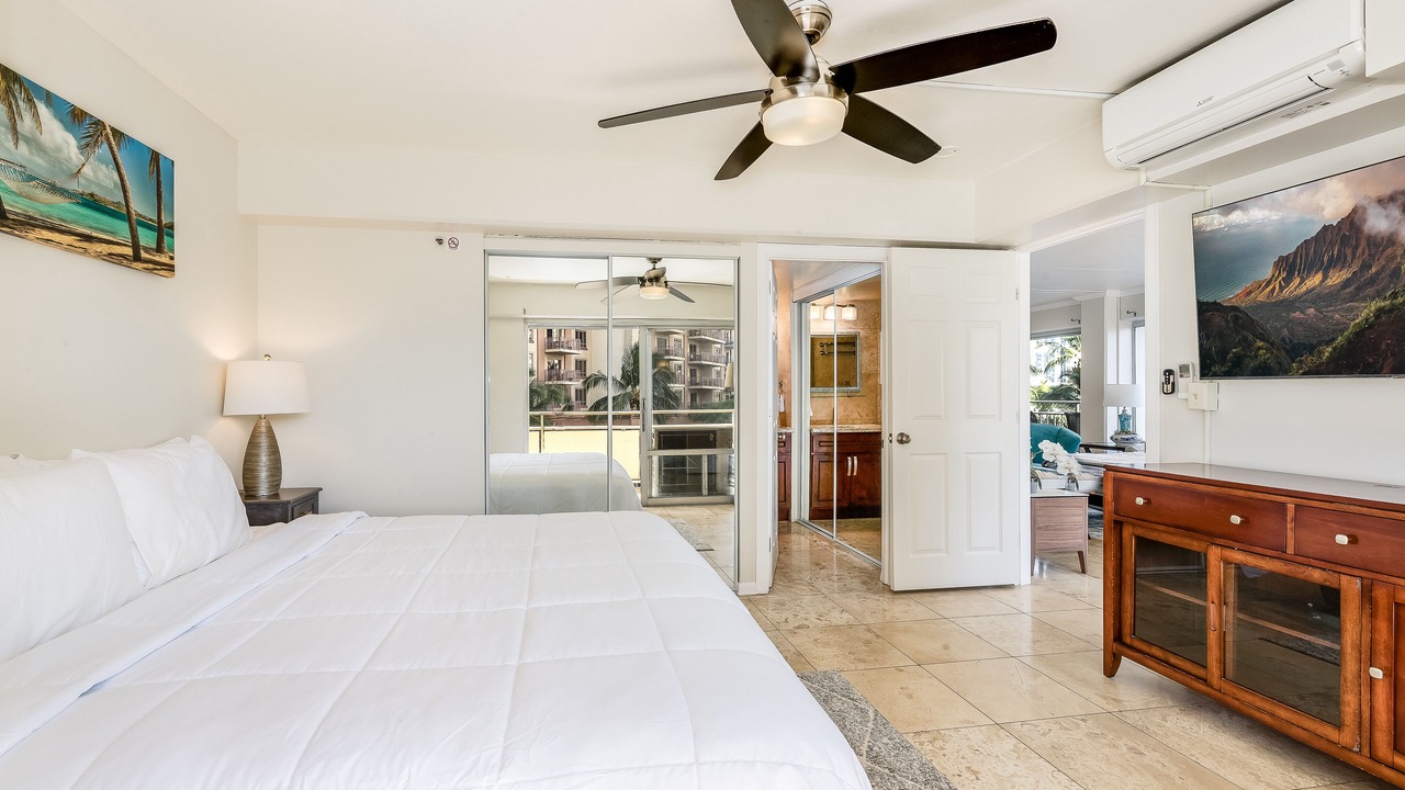 Photo of Bedroom in Waikiki